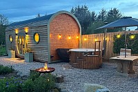 oxfordshire lodges hot tub
